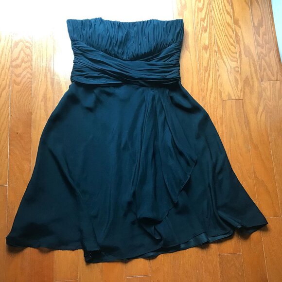 WHITE HOUSE BLACK MARKET: BLACK SILK STRAPLESS DRESS SIZE 12 - Picture 2 of 4